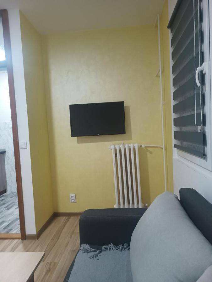 Stan Na Dan Im Apartment Uzice Exterior photo